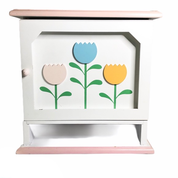 Floral Jewelry Box with Tulip Candles - Picture 2 of 7